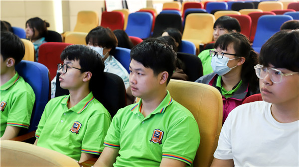 南京新華創就業指導中心舉辦專項就業指導講座